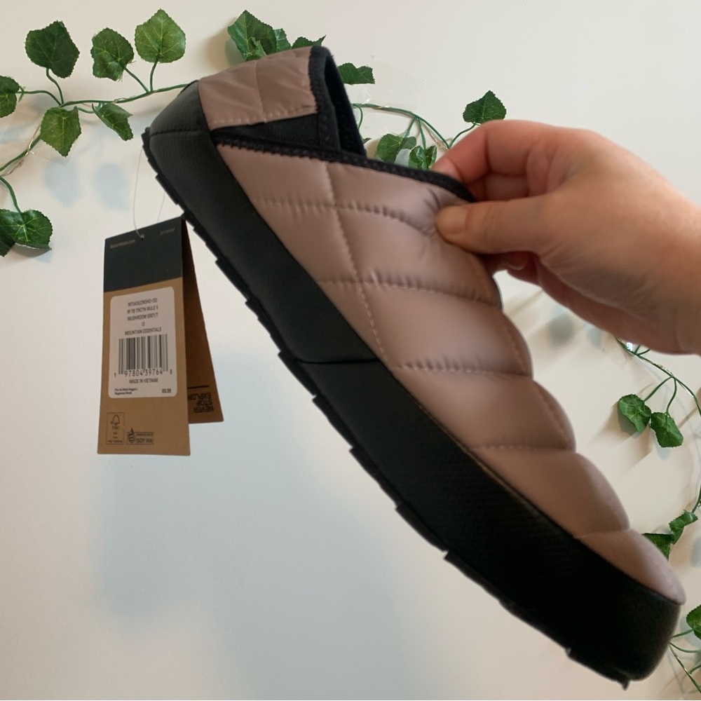 The North Face Men’s Thermoball Traction Mule - Picture 5 of 5